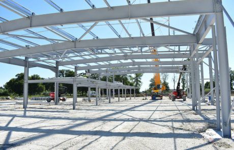 structure-metallique-concession-automobile-peugeot-saint-doulchard